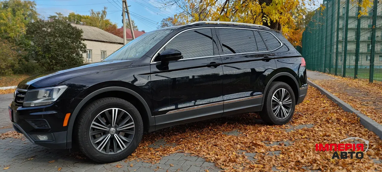 Volkswagen Tiguan - фото 8
