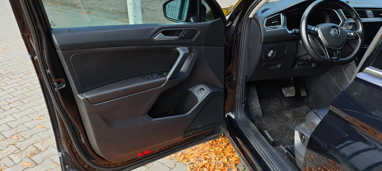 Volkswagen Tiguan - фото 32