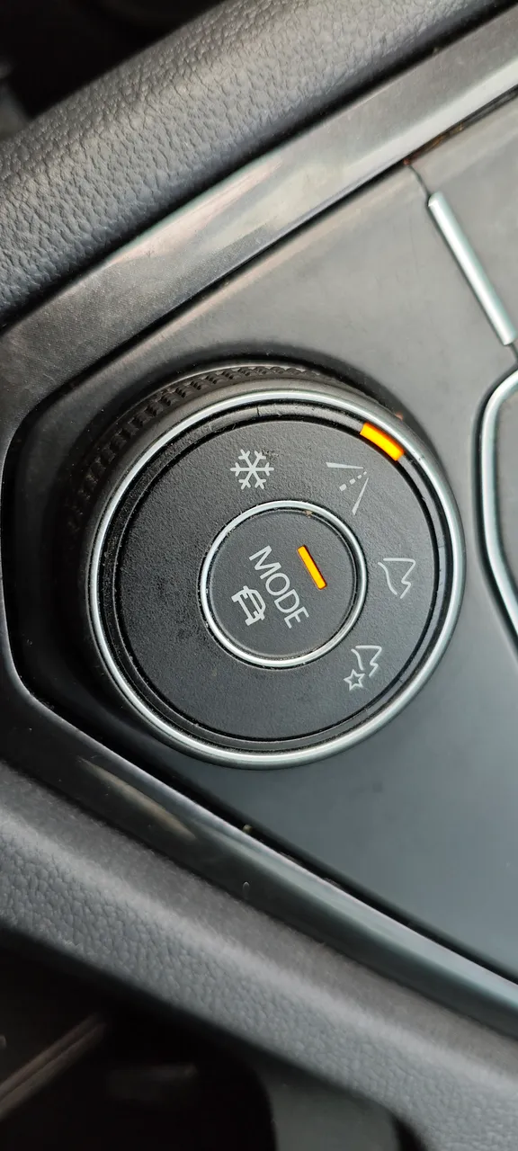 Volkswagen Tiguan - фото 40