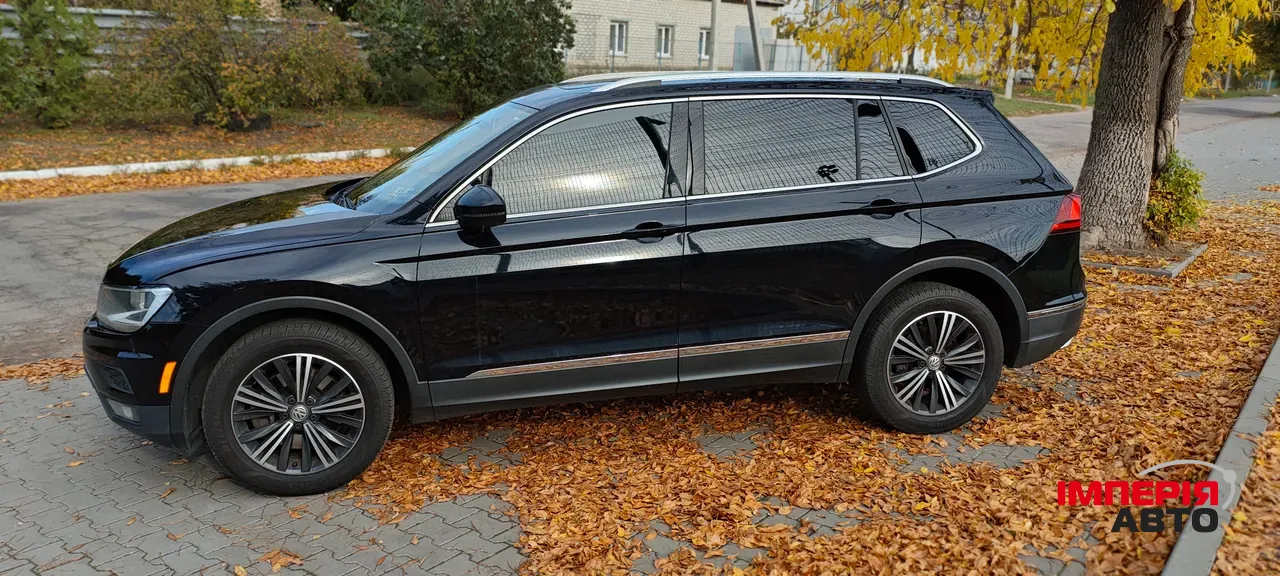 Volkswagen Tiguan - фото 9