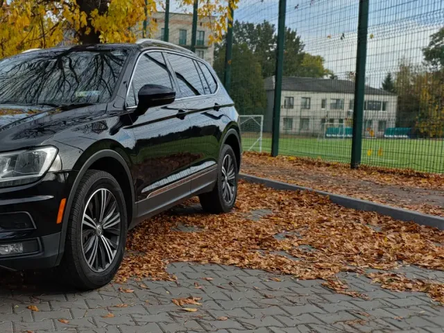 Volkswagen Tiguan - фото 3
