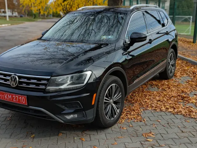Volkswagen Tiguan - фото 2