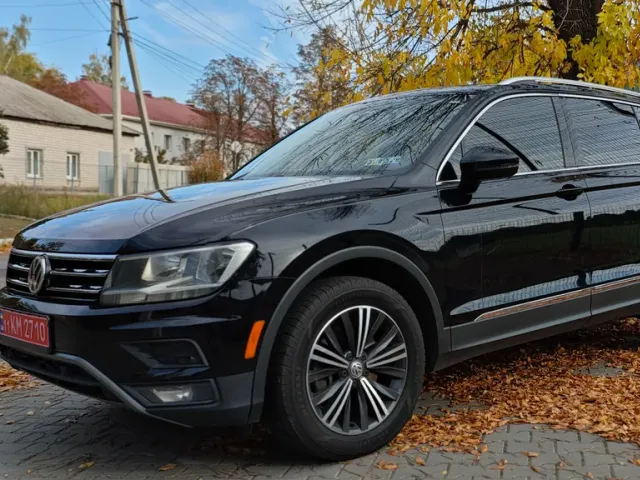 Volkswagen Tiguan - фото 5