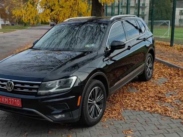 Volkswagen Tiguan - фото 4