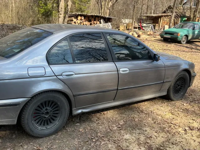 BMW 5 серії - фото 4