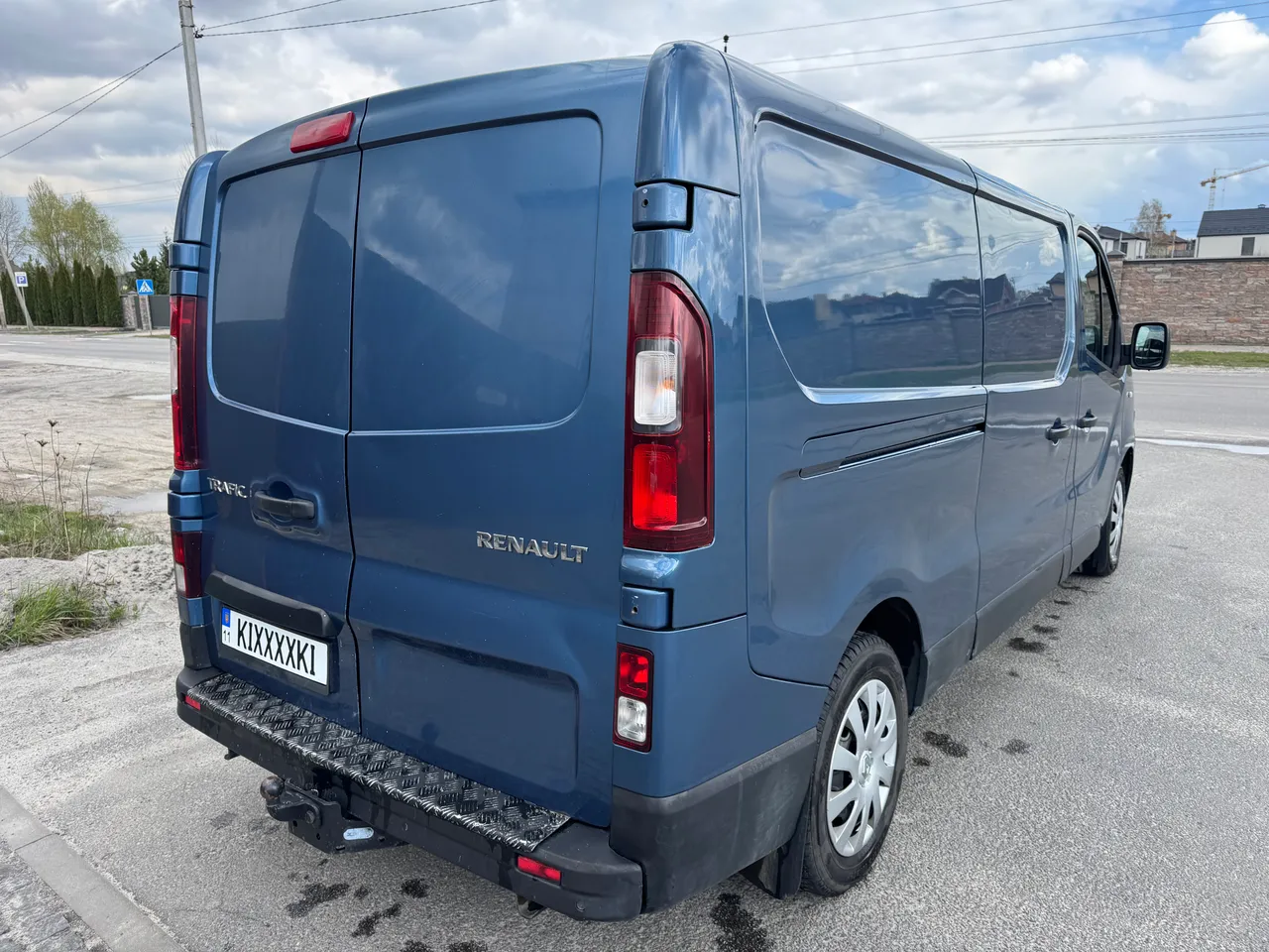 Renault Trafic - фото 8