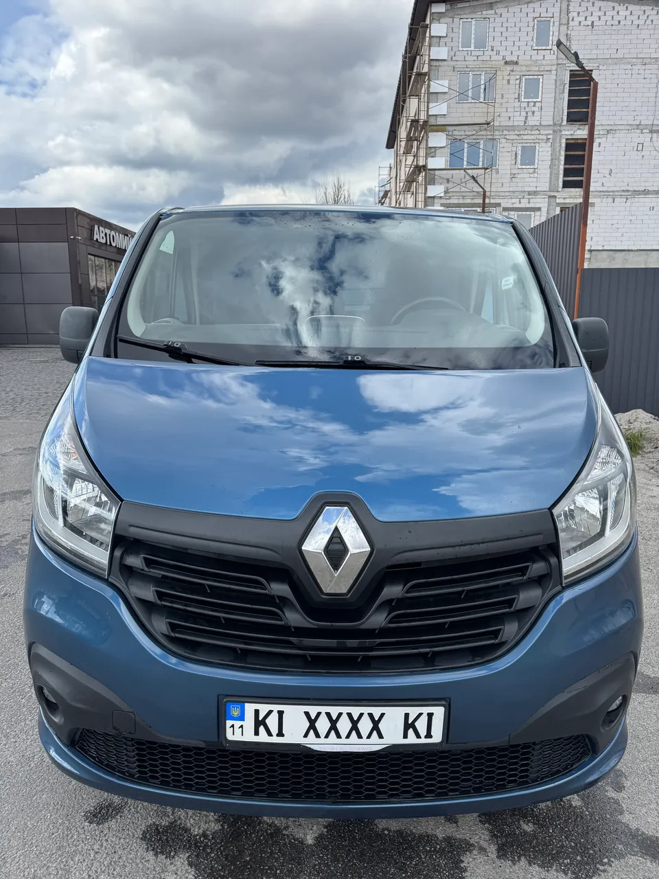 Renault Trafic - фото 4