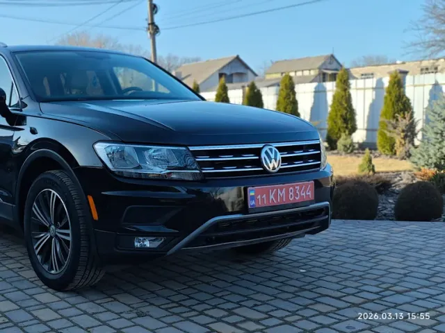 Volkswagen Tiguan - фото 1