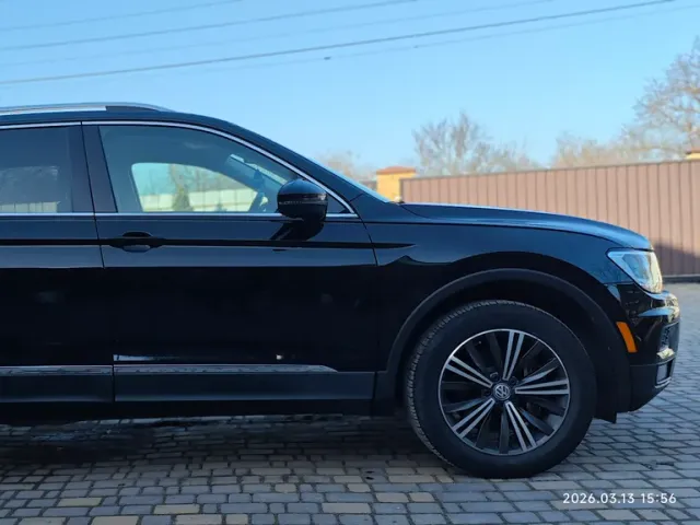Volkswagen Tiguan - фото 3