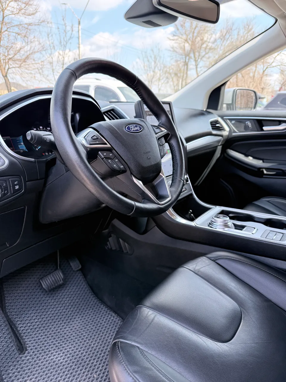 Ford Edge - фото 25