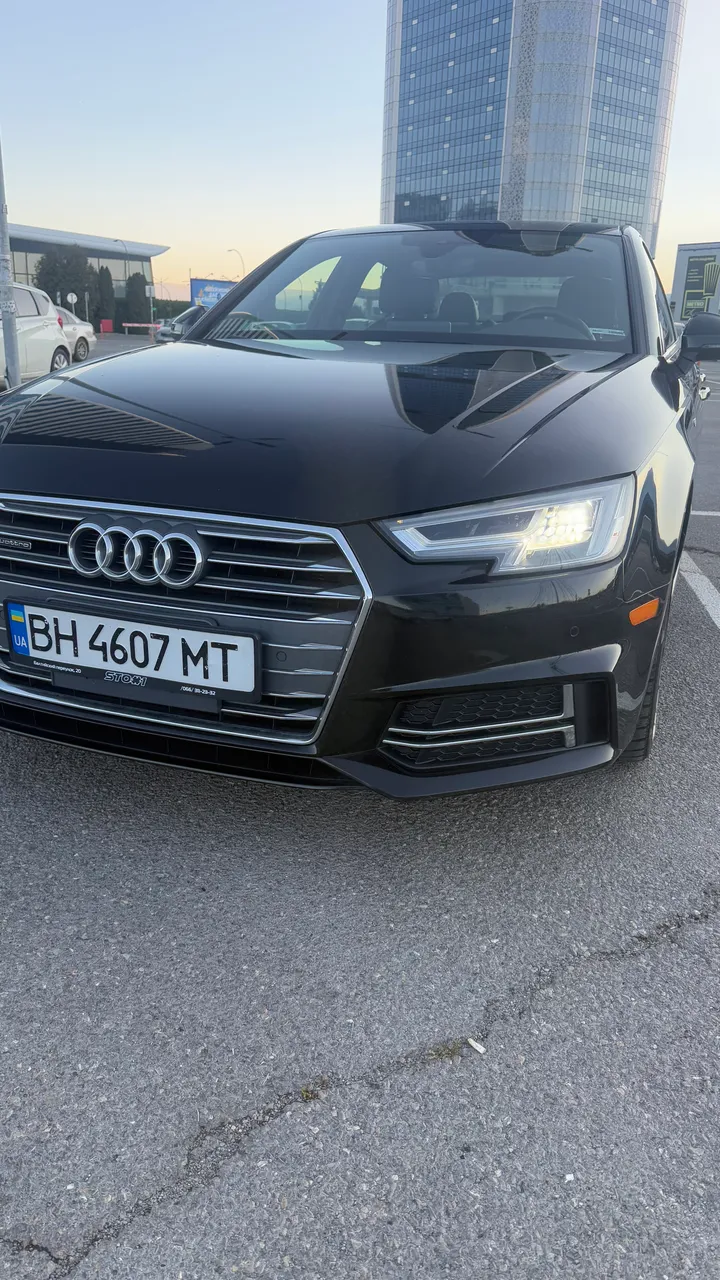 Audi A4 - фото 4