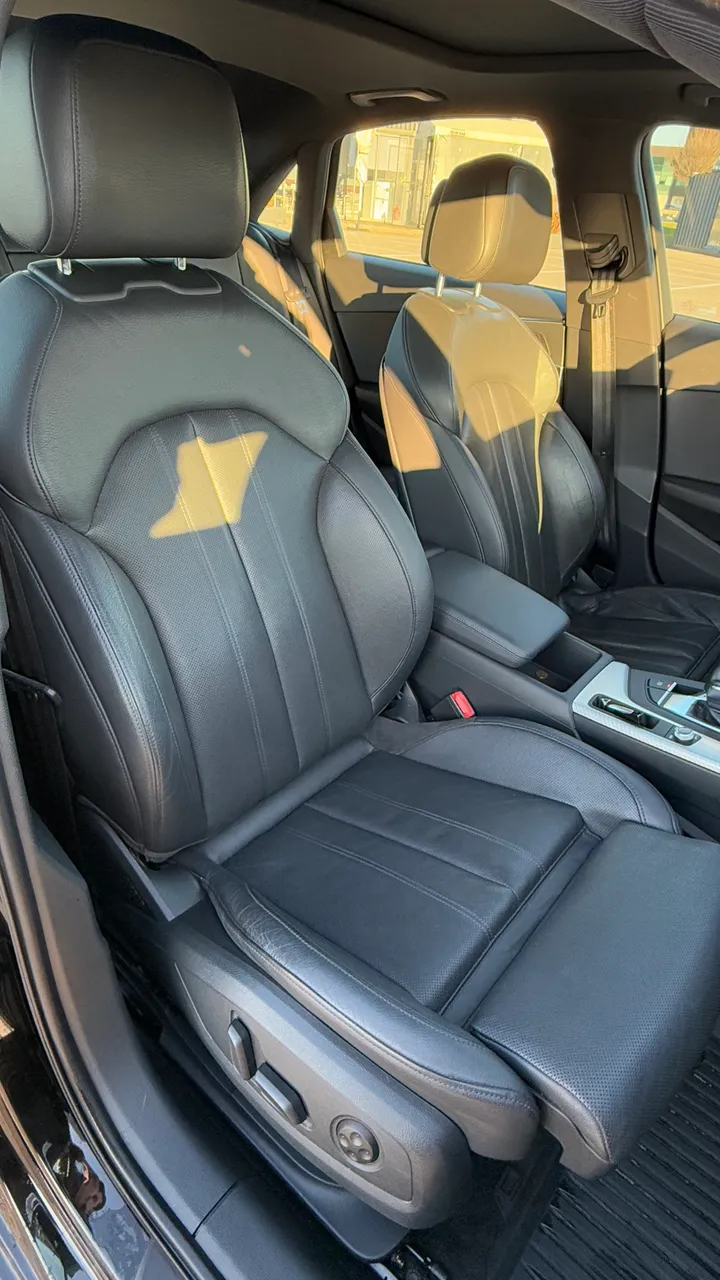 Audi A4 - фото 11