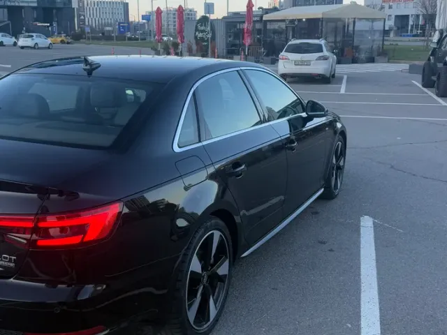 Audi A4 - фото 5