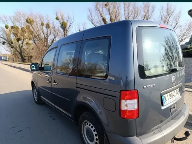 Volkswagen Caddy - фото 3