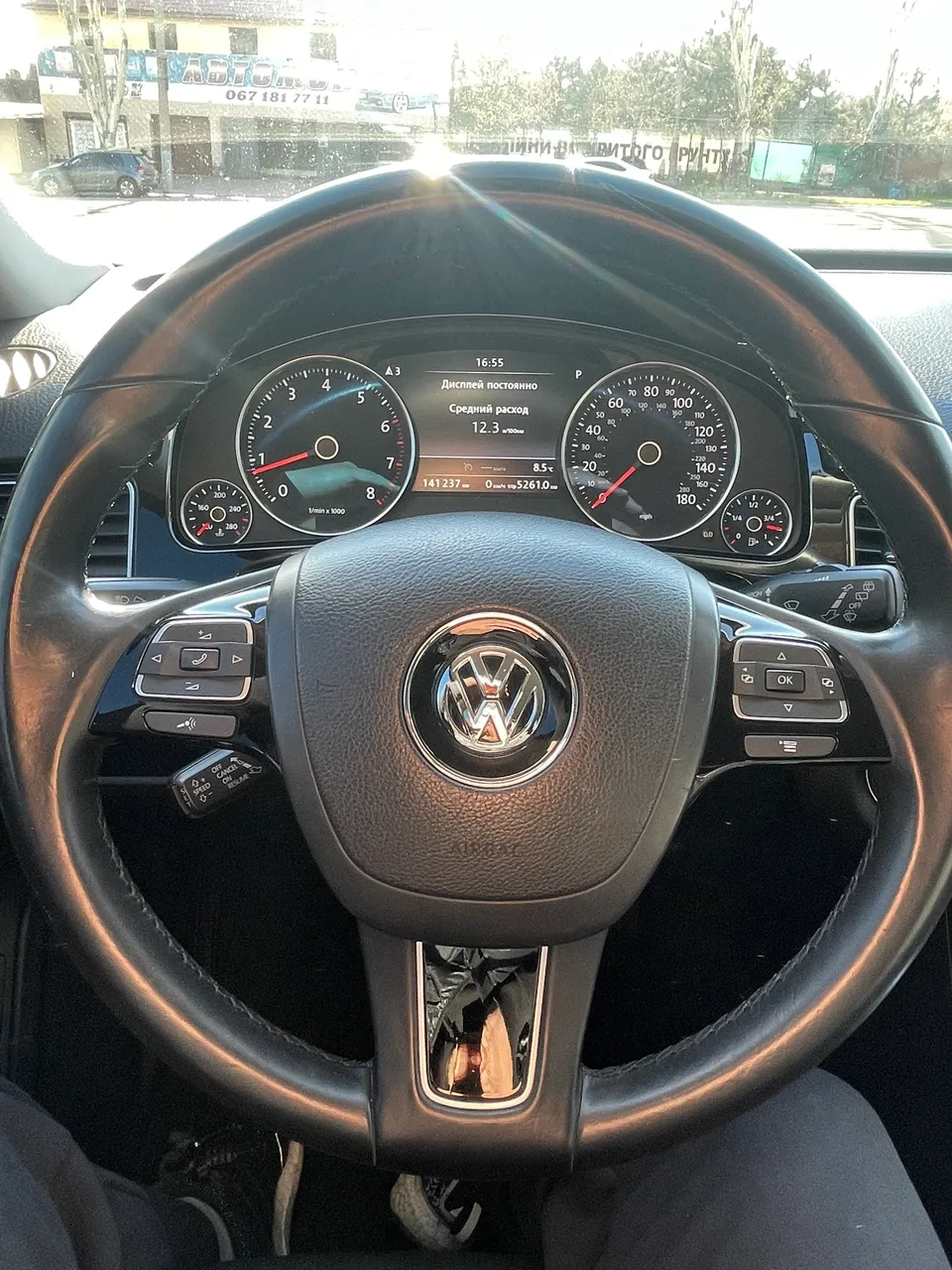 Volkswagen Touareg - фото 13
