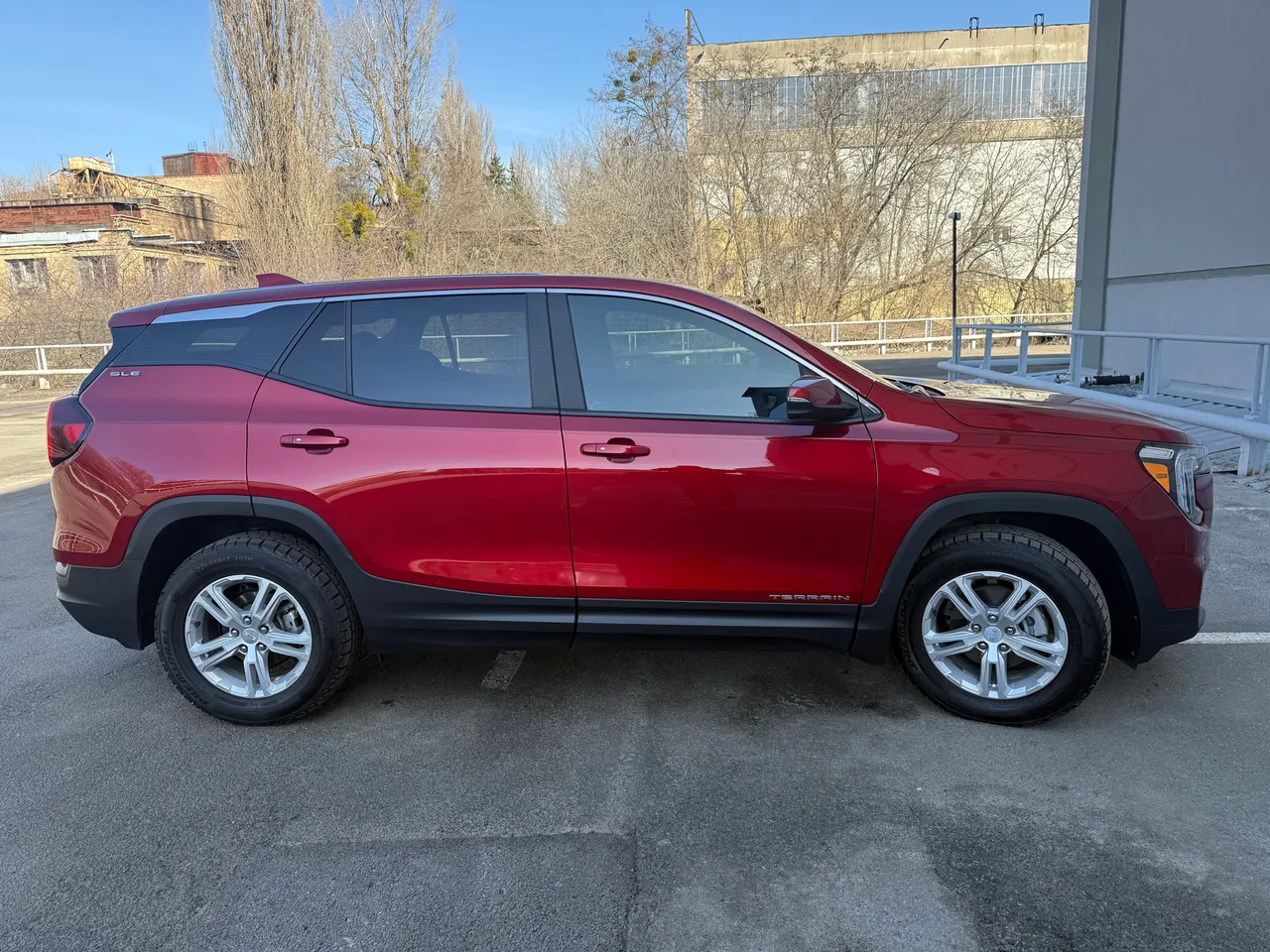 GMC Terrain - фото 11