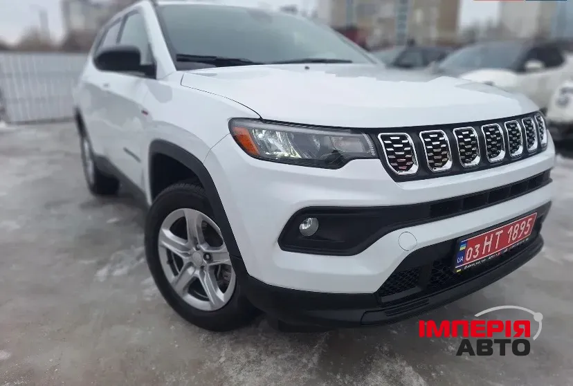 Jeep Compass - фото 2