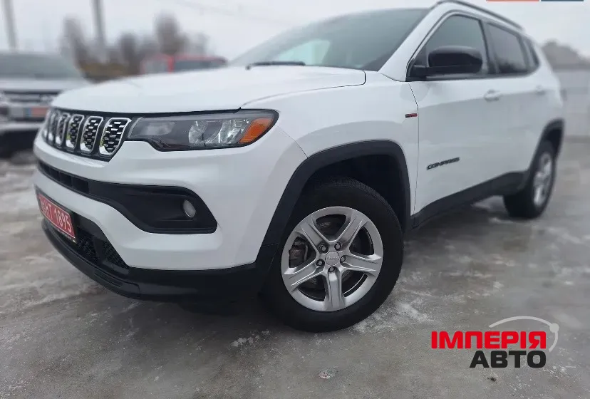 Jeep Compass - фото 3