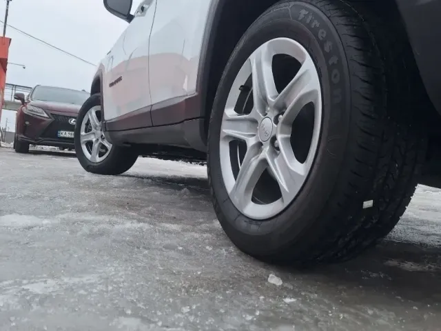 Jeep Compass - фото 4