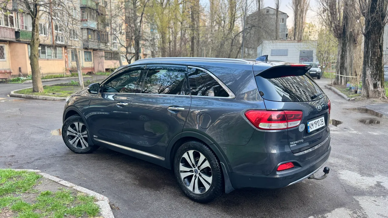 Kia Sorento - фото 14