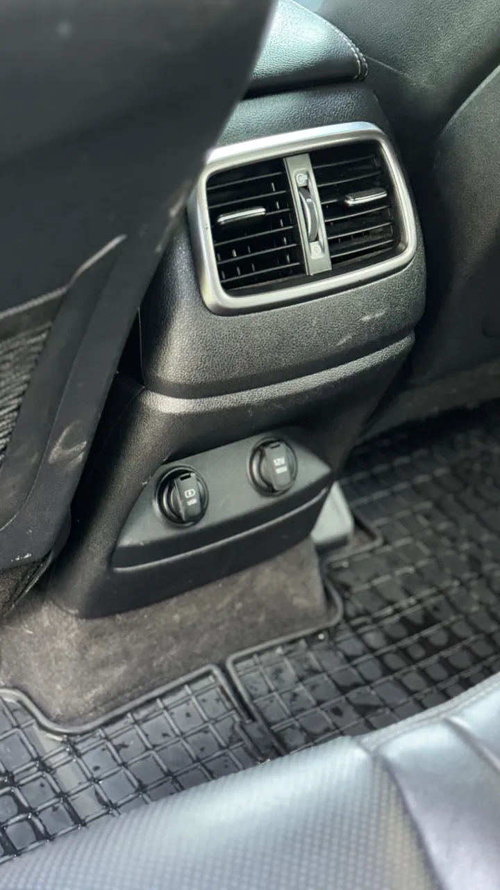 Kia Sorento - фото 28