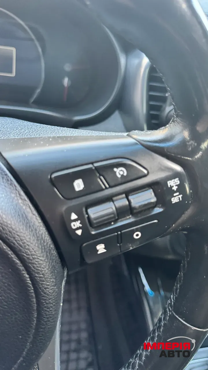 Kia Sorento - фото 35