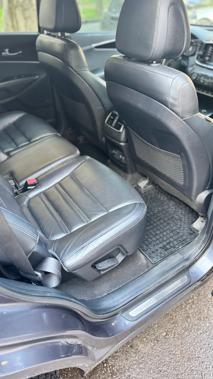 Kia Sorento - фото 25