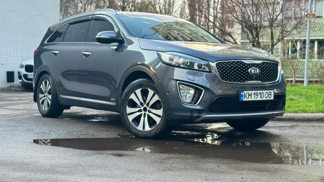 Kia Sorento - фото 8