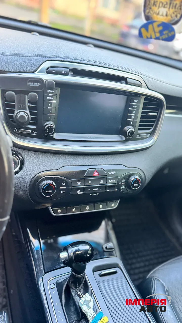 Kia Sorento - фото 36