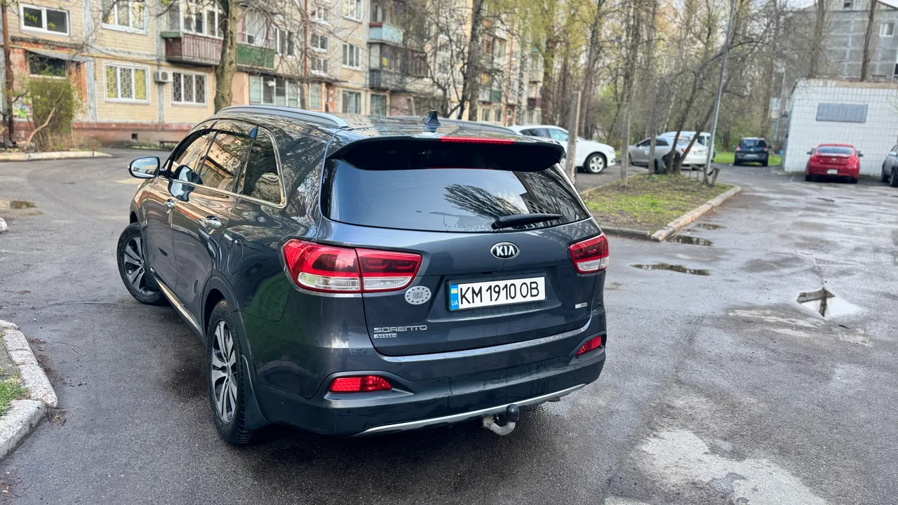 Kia Sorento - фото 15