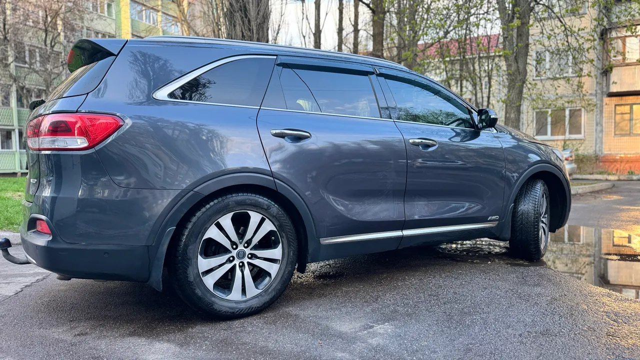 Kia Sorento - фото 18