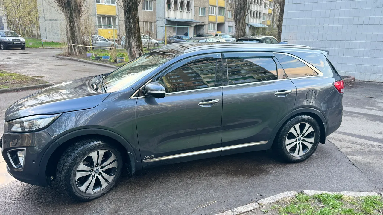 Kia Sorento - фото 13