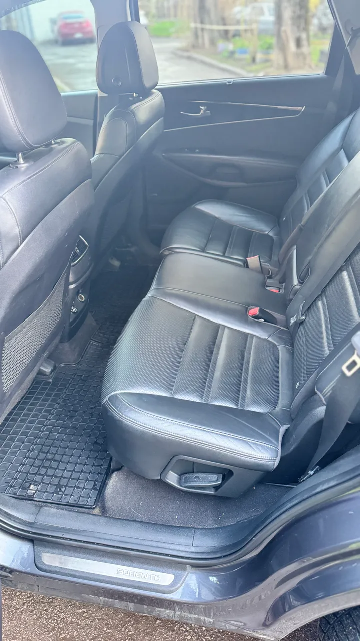 Kia Sorento - фото 30