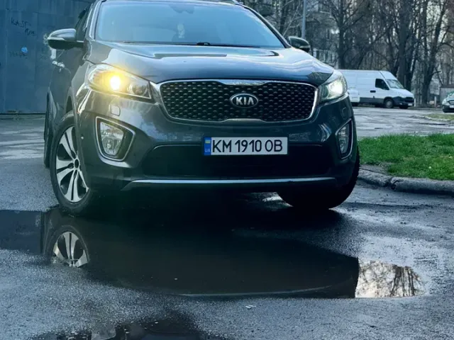 Kia Sorento - фото 2