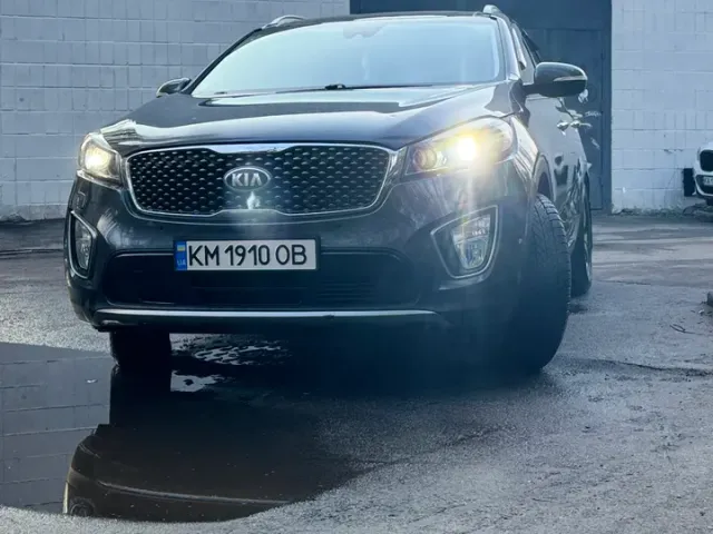 Kia Sorento - фото 4