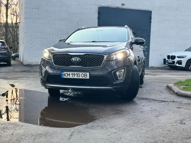 Kia Sorento - фото 5