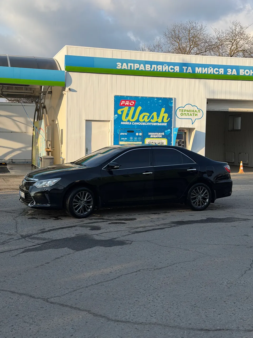 Toyota Camry - фото 5