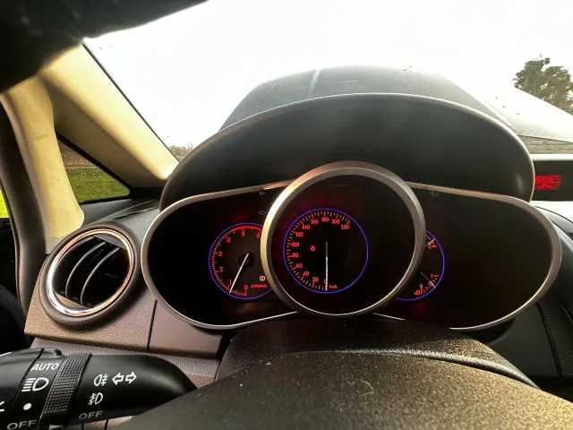 Mazda CX-7 - фото 4