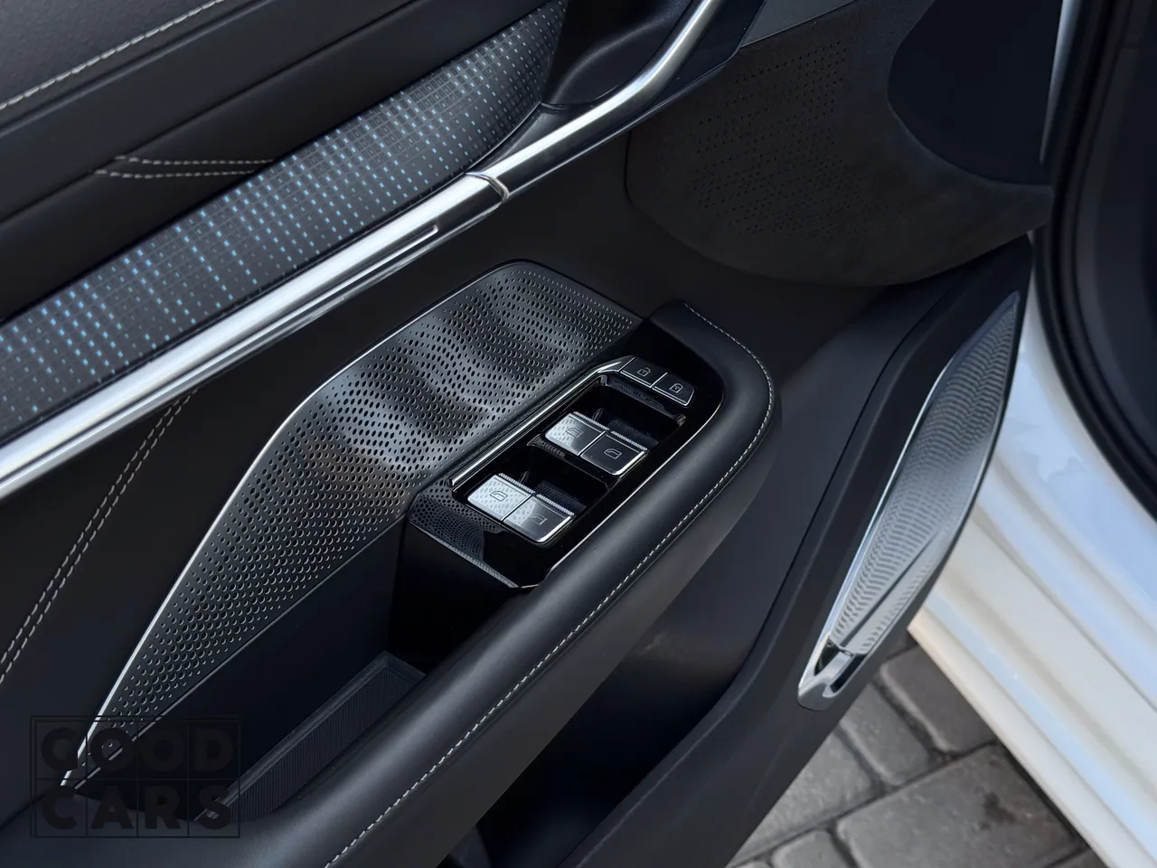 Zeekr 001 - фото 24