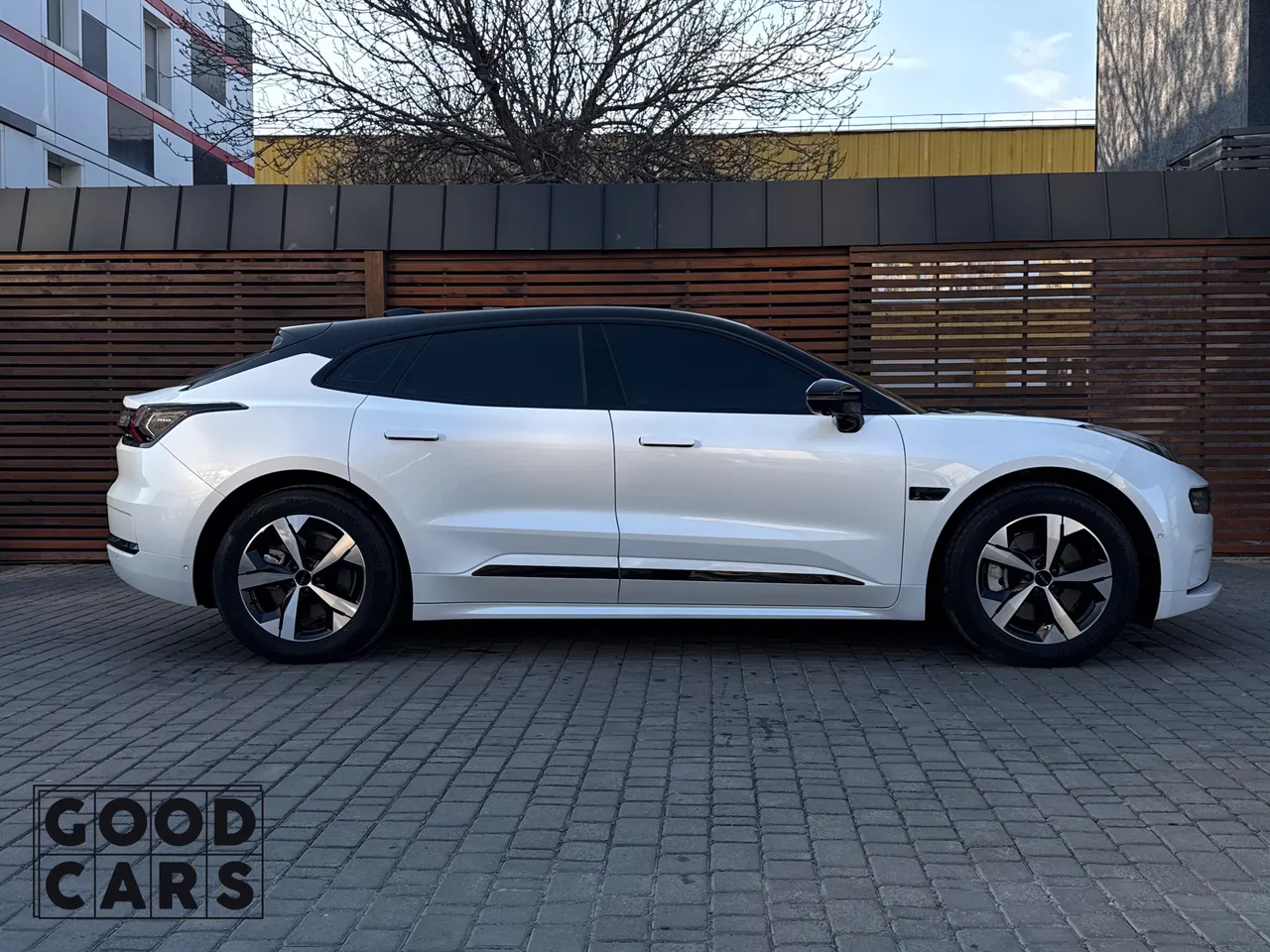 Zeekr 001 - фото 8