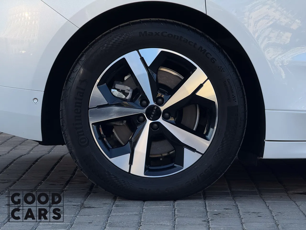 Zeekr 001 - фото 22