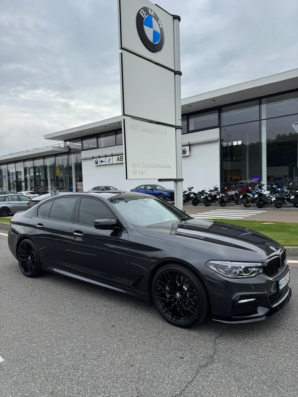 BMW 5 серії - фото 2