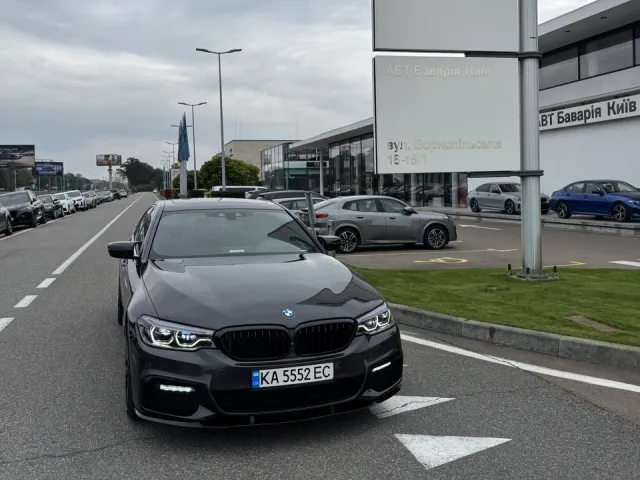 BMW 5 серії - фото 1