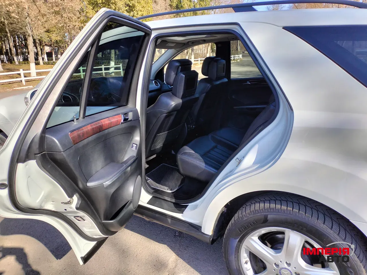 Mercedes-Benz M-Класс - фото 8