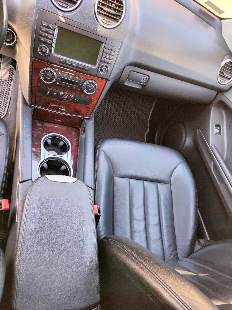 Mercedes-Benz M-Класс - фото 18