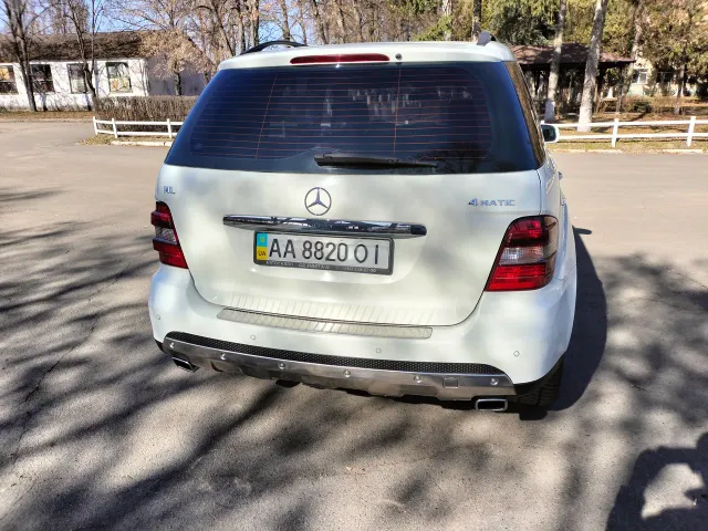 Mercedes-Benz M-Класс - фото 5