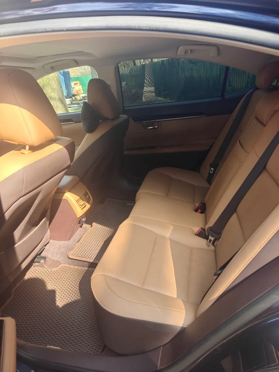 Lexus ES - фото 7