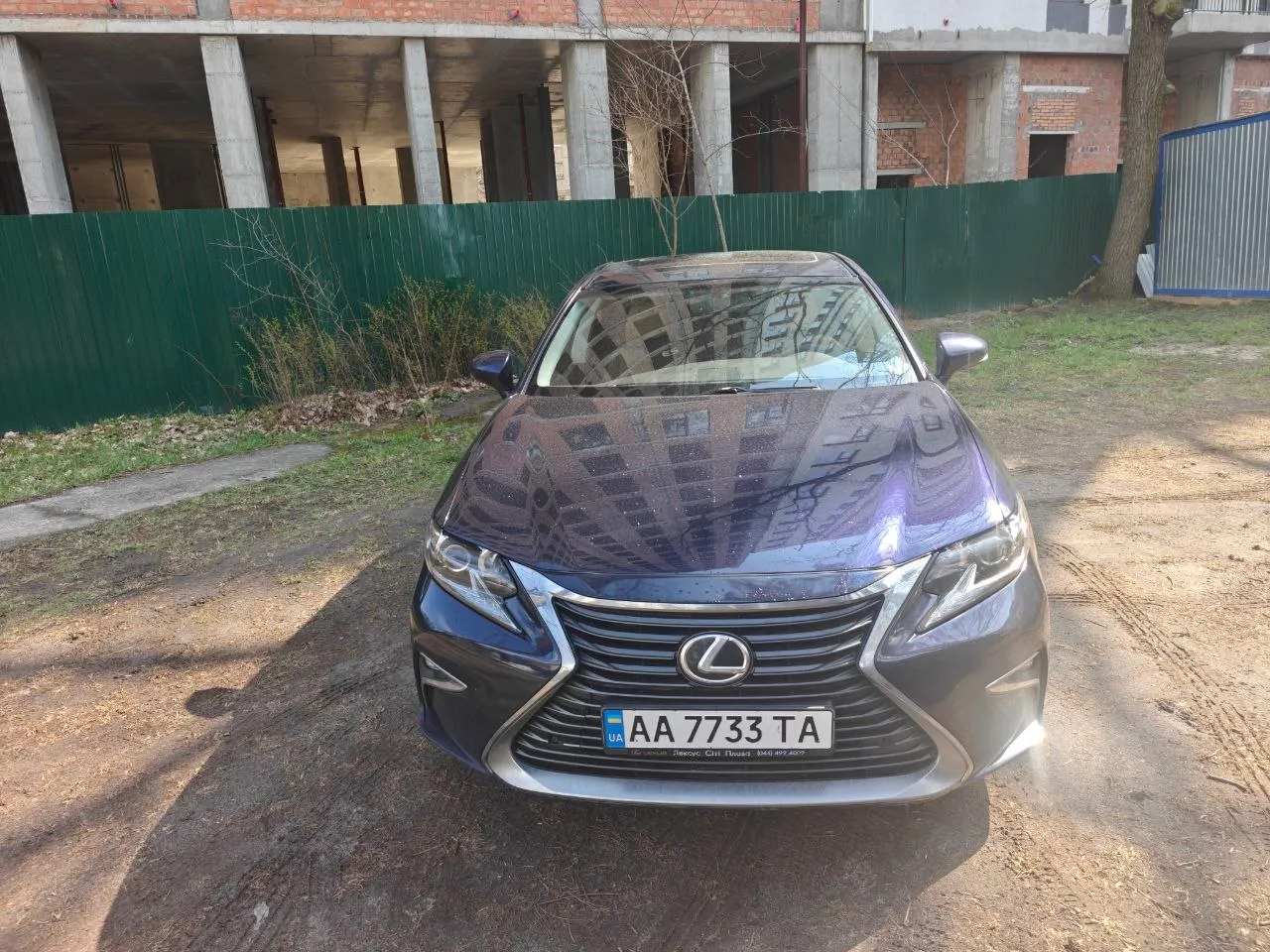 Lexus ES - фото 1