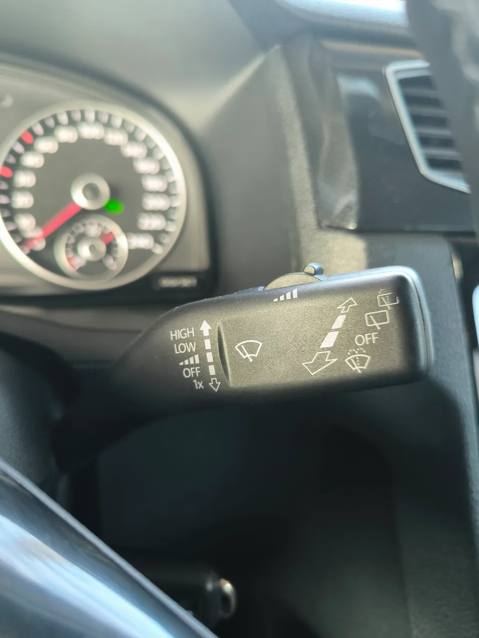 Volkswagen Caddy - фото 21