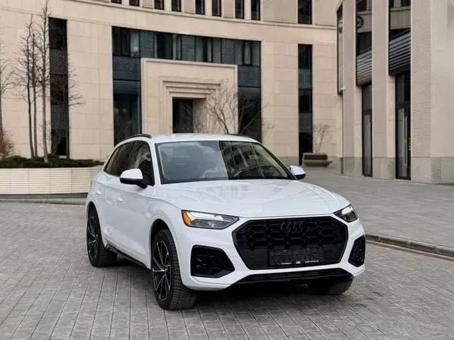 Audi Q5 - фото 2